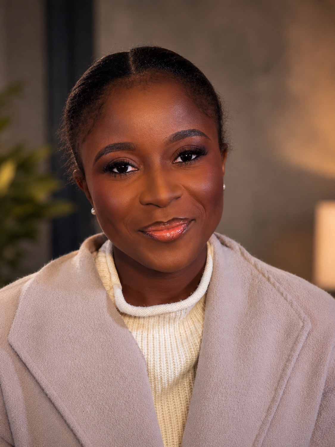 Full Glam makeup look by Glam by Cella